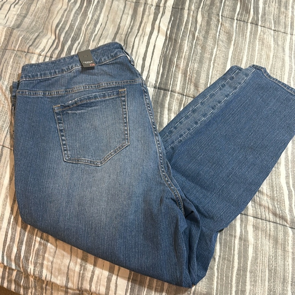 NWT Torrid perfect skinny ankle skinny stretch 22R